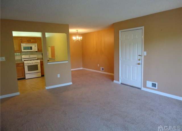 Property at 313 Wimbeldon Ct, North Brunswick, NJ 08902, 2 beds, 2 baths