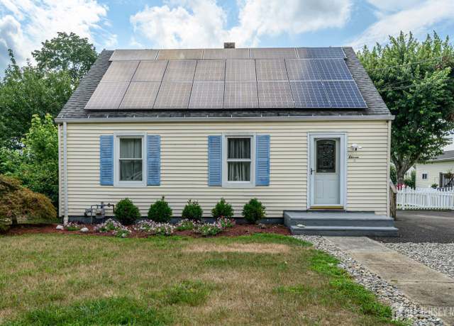 Property at 11 Weamaconk Dr, Englishtown, NJ 07726, 3 beds, 1 bath