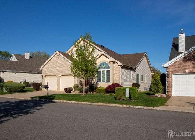 Property at 136 Chichester Rd, Monroe, NJ 08831, 2 beds, 2 baths