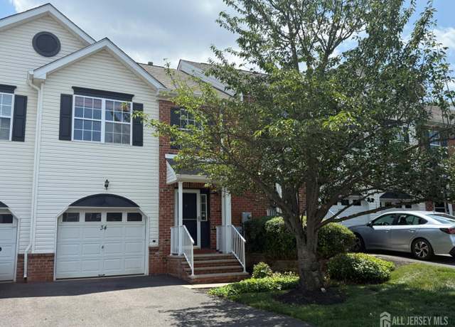 Property at 34 Heron Ct, Manalapan, NJ 07726, 2 beds, 2.5 baths