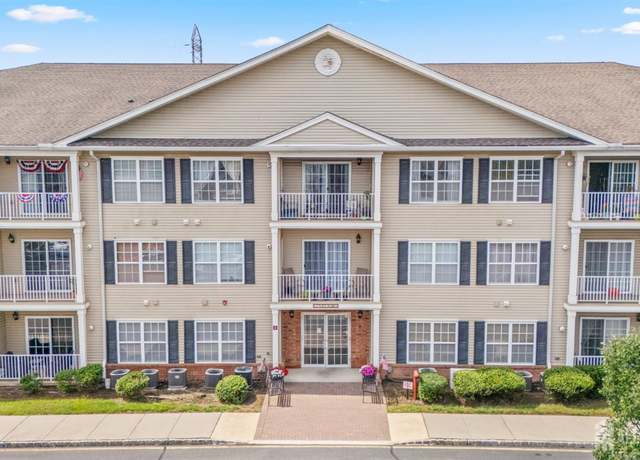 Property at 131 Liddle Ave, Edison, NJ 08837, 2 beds, 1 bath