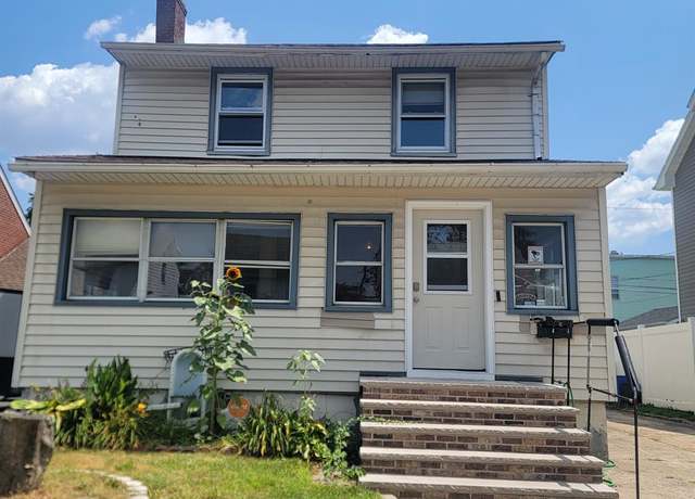 Property at 102 N 16th St N, Bloomfield, NJ 07003, 3 beds, 1.5 baths