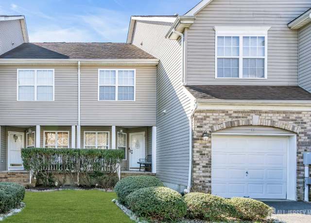 Property at 12 Jeremy Way, Old Bridge, NJ 08857, 3 beds, 2.5 baths