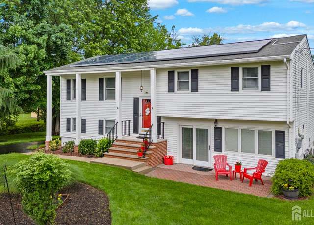 Property at 41 1st St, Franklin Twsp, NJ 08873, 4 beds, 2 baths