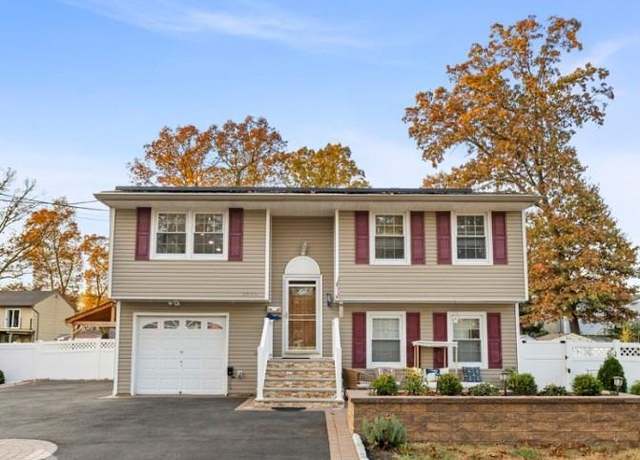 Property at 1528 N Meister N, Piscataway, NJ 08854, 3 beds, 2.5 baths