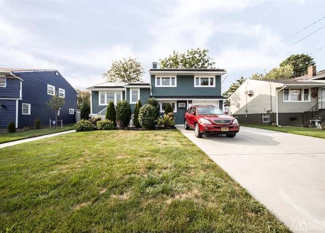 Property at 47 Jackson Ave, Carteret, NJ 07008, 4 beds, 2 baths