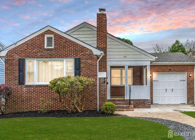Property at 292 Washington Rd, Sayreville, NJ 08872, 2 beds, 1 bath