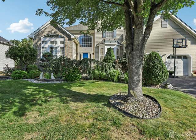 Property at 45 Cortland Dr, East Brunswick, NJ 08816, 4 beds, 3 baths