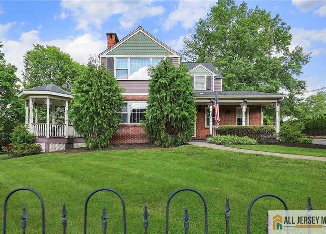 Property at 241 E Chestnut Ave, Metuchen, NJ 08840, 6 beds, 5.5 baths