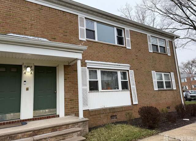 Property at 172 Evergreen Rd Unit 20B, Edison, NJ 08837, 2 beds, 1 bath