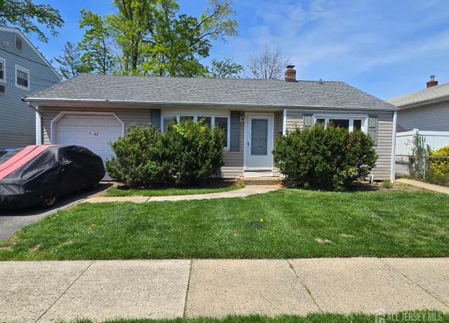 Property at 42 Hyde Ave, Iselin, NJ 08830, 3 beds, 1 bath