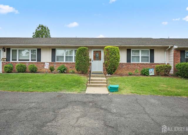 Property at 10 Nebraska Dr, Old Bridge, NJ 07747, 2 beds, 1 bath
