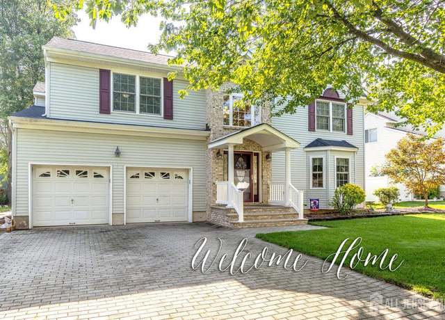Property at 14 Carrington Ct, Old Bridge, NJ 07747, 4 beds, 3.5 baths