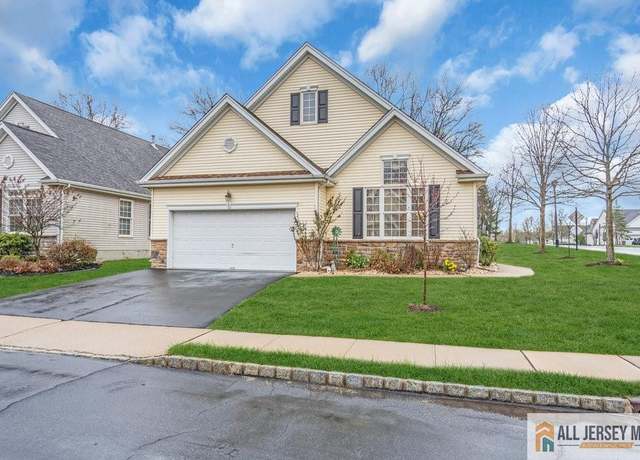 Property at 2 Jays Cor, Franklin, NJ 08873, 2 beds, 2 baths