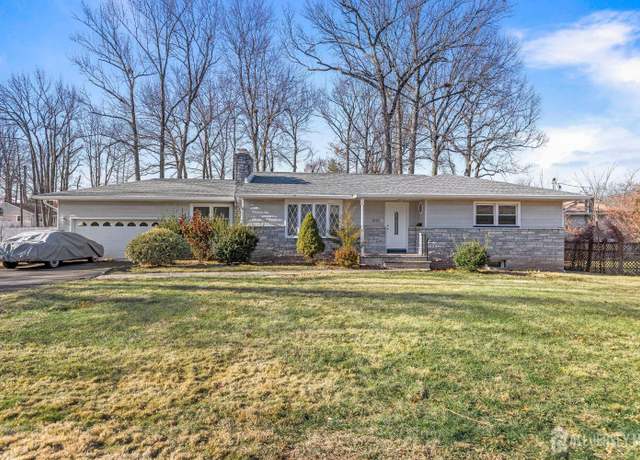 Property at 1001 Ellis Pkwy, Edison, NJ 08820, 3 beds, 3 baths