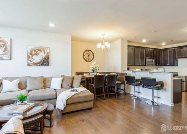 Property at 1516 E Hudson Cir, Highland Park, NJ 08904, 2 beds, 3 baths
