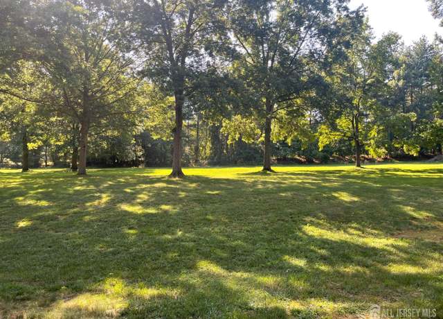 Property at 198 Applegate Ln, East Brunswick, NJ 08816, 2 beds, 2.5 baths