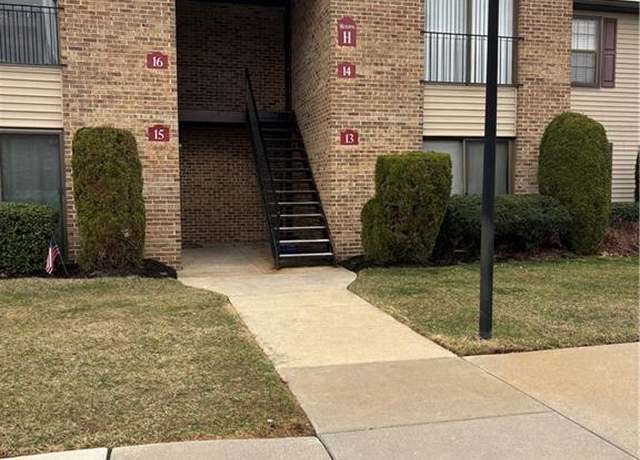 Property at 14 Camelot Pl, Washington, NJ 08080, 2 beds, 1.5 baths