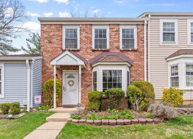Property at 135 Archery Ct, Old Bridge, NJ 08857, 2 beds, 1.5 baths