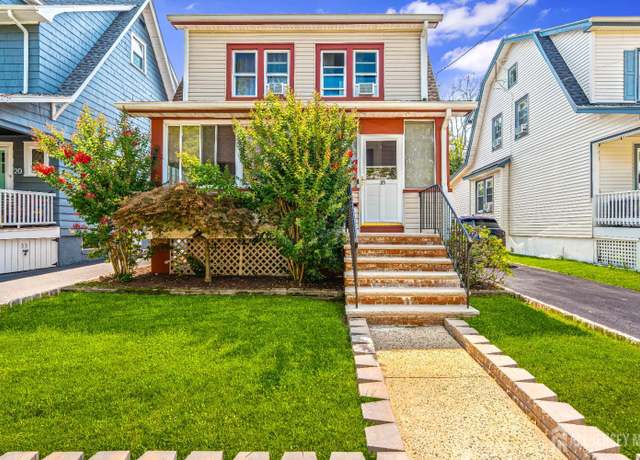 Property at 18 Orchard Rd, Maplewood, NJ 07040, 3 beds, 1.5 baths