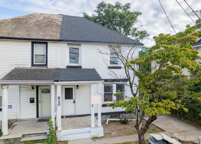Property at 620 Somerset St, New Brunswick, NJ 08901, 3 beds, 2 baths