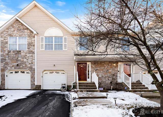 Property at 12 Jill Ct, Franklin, NJ 08873, 3 beds, 2.5 baths