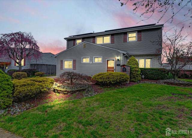 Property at 12 Albert Dr, Old Bridge, NJ 08857, 4 beds, 1.5 baths