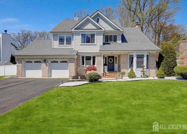 Property at 15 Oakland Rd, Old Bridge, NJ 08857, 4 beds, 2.5 baths