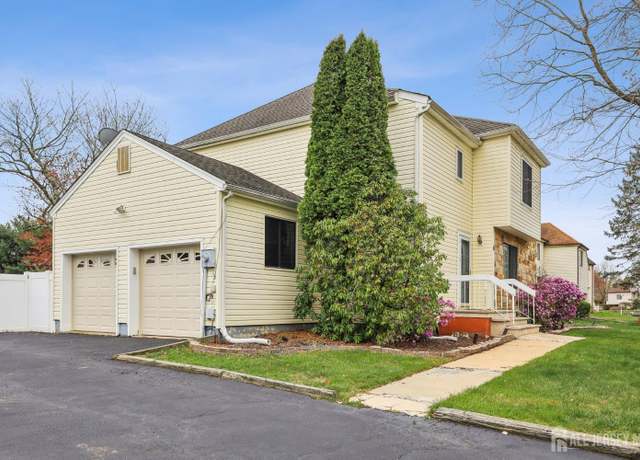 Property at 6 Schindler Dr S, Old Bridge, NJ 08857, 3 beds, 2.5 baths