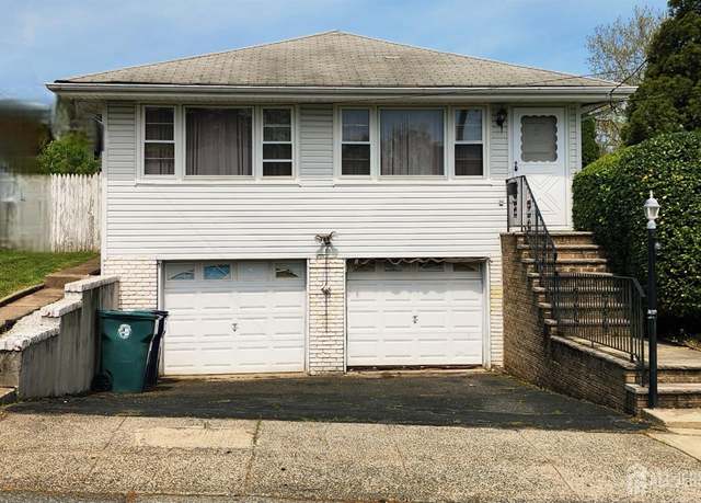 Property at 694 Vincent Pl, Perth Amboy, NJ 08861, 3 beds, 2.5 baths