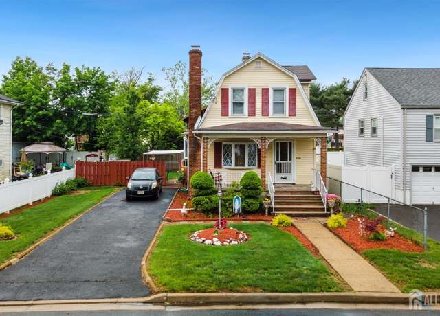 Property at 113 Coleman St, Middlesex, NJ 08846, 3 beds, 2 baths