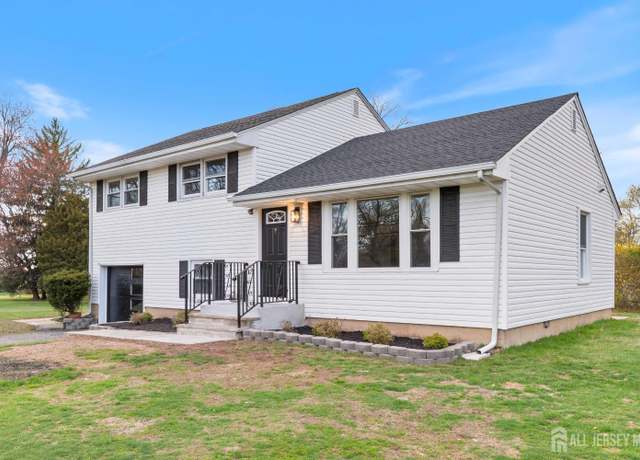 Property at 310 Lynnwood St, Piscataway, NJ 08854, 4 beds, 2 baths