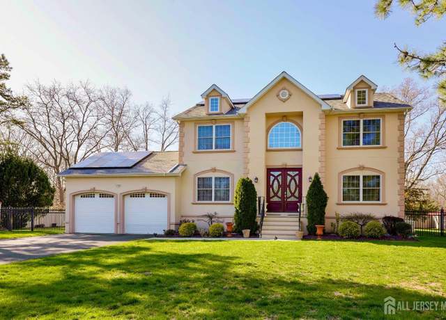 Property at 29 Lorton Rd, Old Bridge, NJ 08857, 4 beds, 3.5 baths