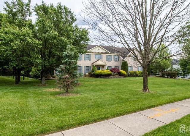 Property at 1 Saddle Ct, Monroe, NJ 08831, 4 beds, 2.5 baths