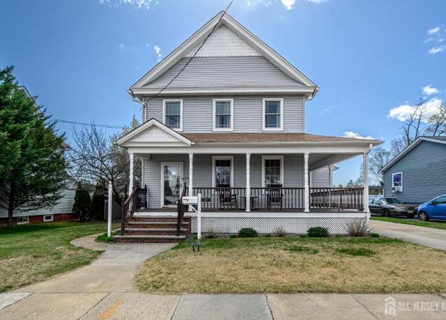 Property at 47 Lincoln Ave, Jamesburg, NJ 08831, 3 beds, 1.5 baths