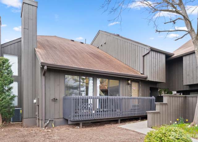 Property at 520 Westgate Dr, Edison, NJ 08820, 2 beds, 2.5 baths