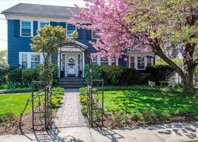 Property at 1336 Chetwynd Ave, Plainfield, NJ 07060, 4 beds, 2.5 baths