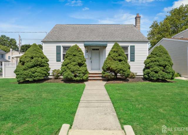 Property at 3 Patton Pl, Spotswood, NJ 08884, 3 beds, 1 bath