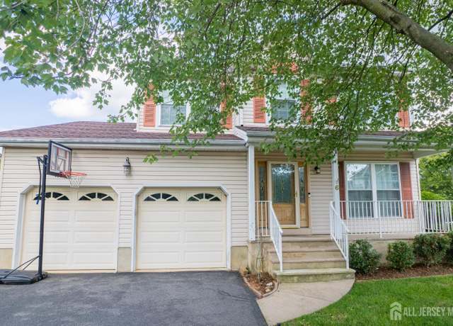 Property at 6 Amherst Ct NW, North Brunswick, NJ 08902, 4 beds, 2.5 baths