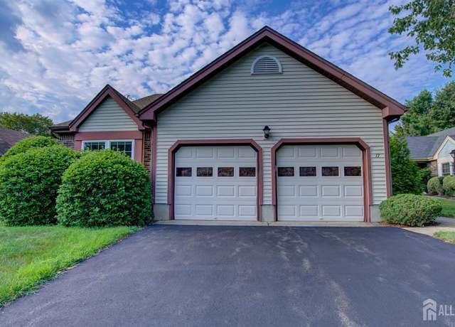 Property at 17 Ashbourne Dr, Monroe, NJ 08831, 2 beds, 2 baths