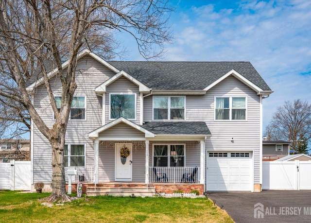 Property at 117 W Francis St, Iselin, NJ 08830, 5 beds, 3 baths