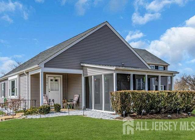 Property at 175 Portland Ln Unit C, Monroe, NJ 08831, 2 beds, 1.5 baths