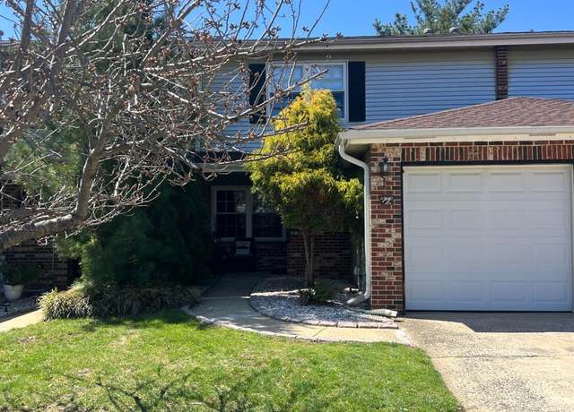 Property at 79 Jefferson Dr, Spotswood, NJ 08884, 2 beds, 2.5 baths