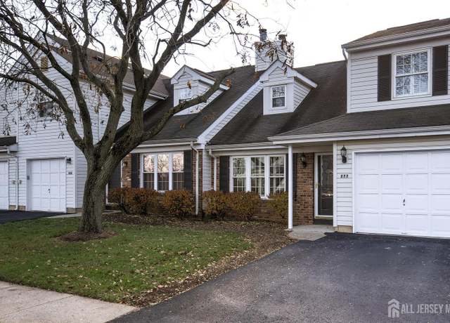 Property at 277 Edgeware Ct, Franklin, NJ 08873, 1 bed, 2 baths