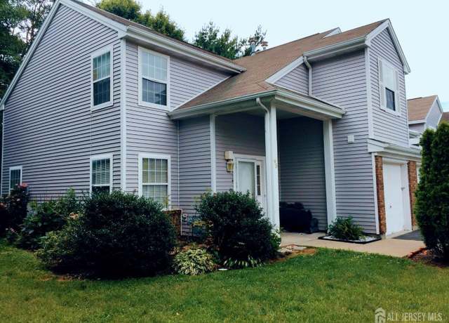 Property at 95 Lawrence St, New Brunswick, NJ 08901, 3 beds, 1.5 baths