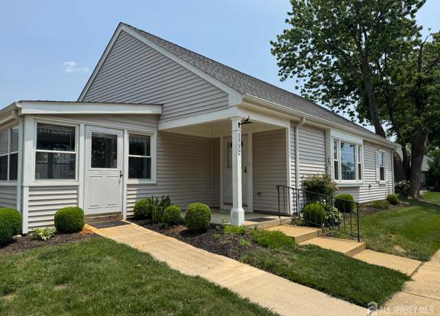 Property at 177-C Rossmoor Dr Unit 177C, Monroe, NJ 08831, 2 beds, 1.5 baths