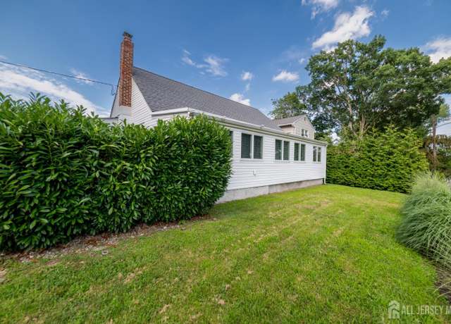 Property at 23 Viola Ave, Leonardo, NJ 07737, 3 beds, 2 baths