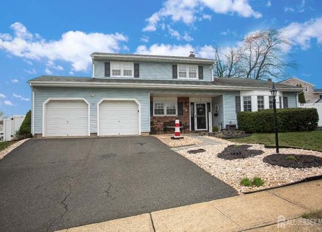 Property at 1 Wisz Pl, Sayreville, NJ 08872, 4 beds, 2.5 baths