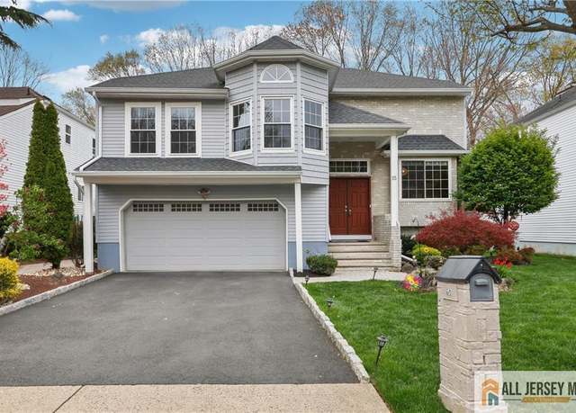 Property at 15 Pemberton Dr, Old Bridge, NJ 07747, 4 beds, 2.5 baths
