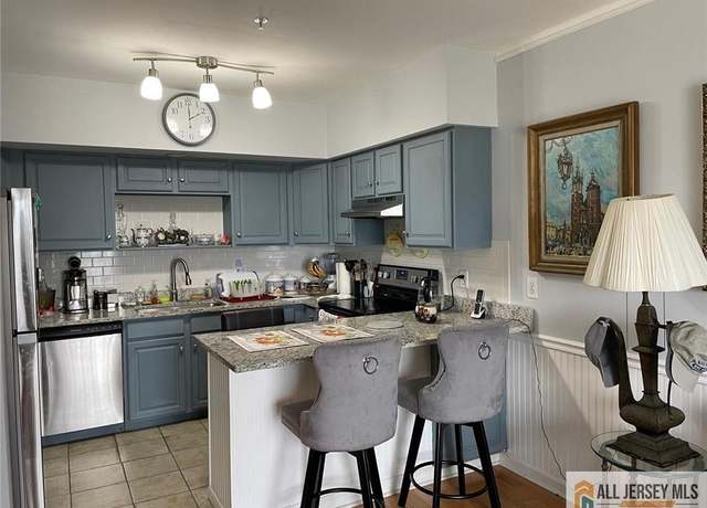 Property at 100 John T O Leary Blvd #322, South Amboy, NJ 08879, 2 beds, 1.5 baths